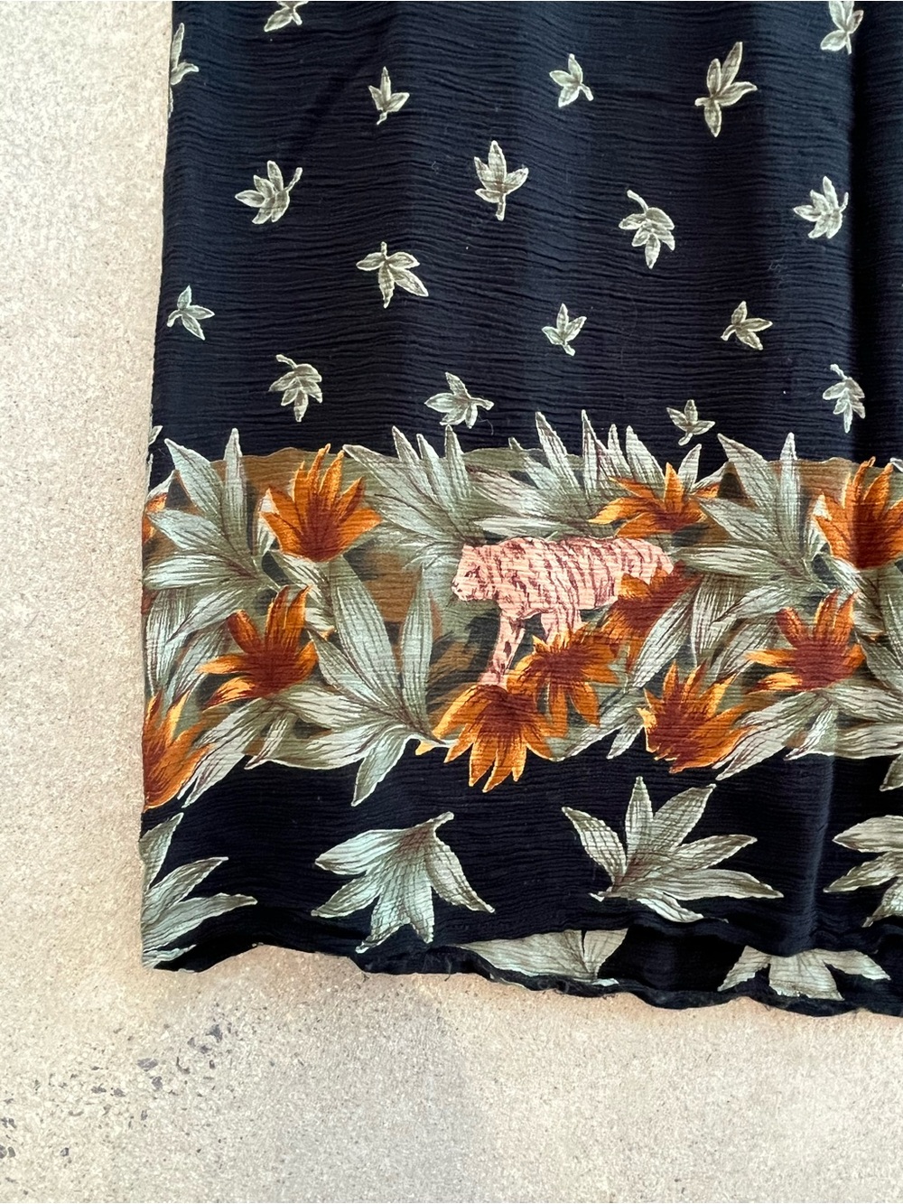 Vintage Brody Myles Black Floral Border Print Midi Skirt Size 18 - Picture 3 of 7